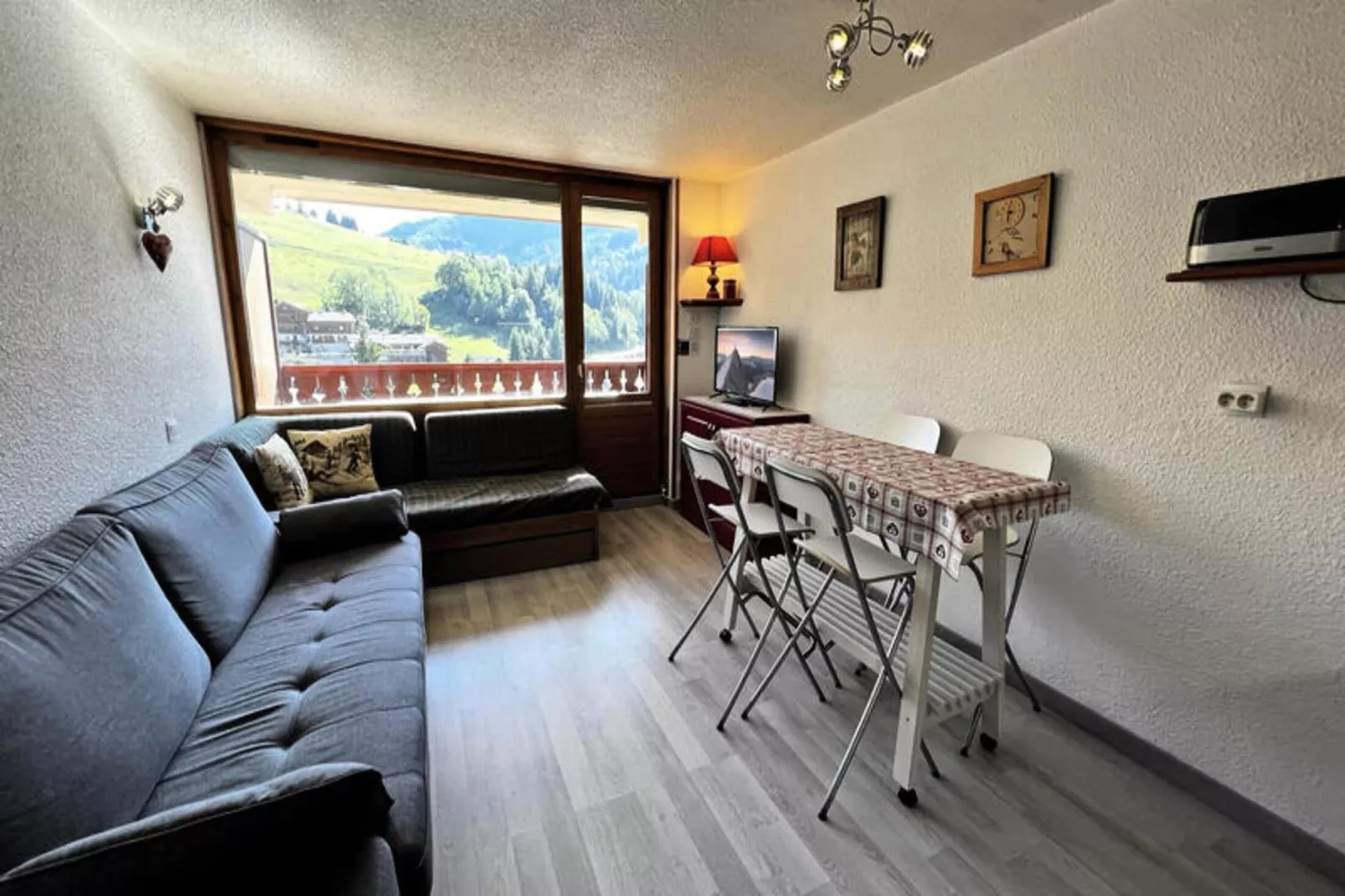 Studio à La Clusaz-Eetkamer