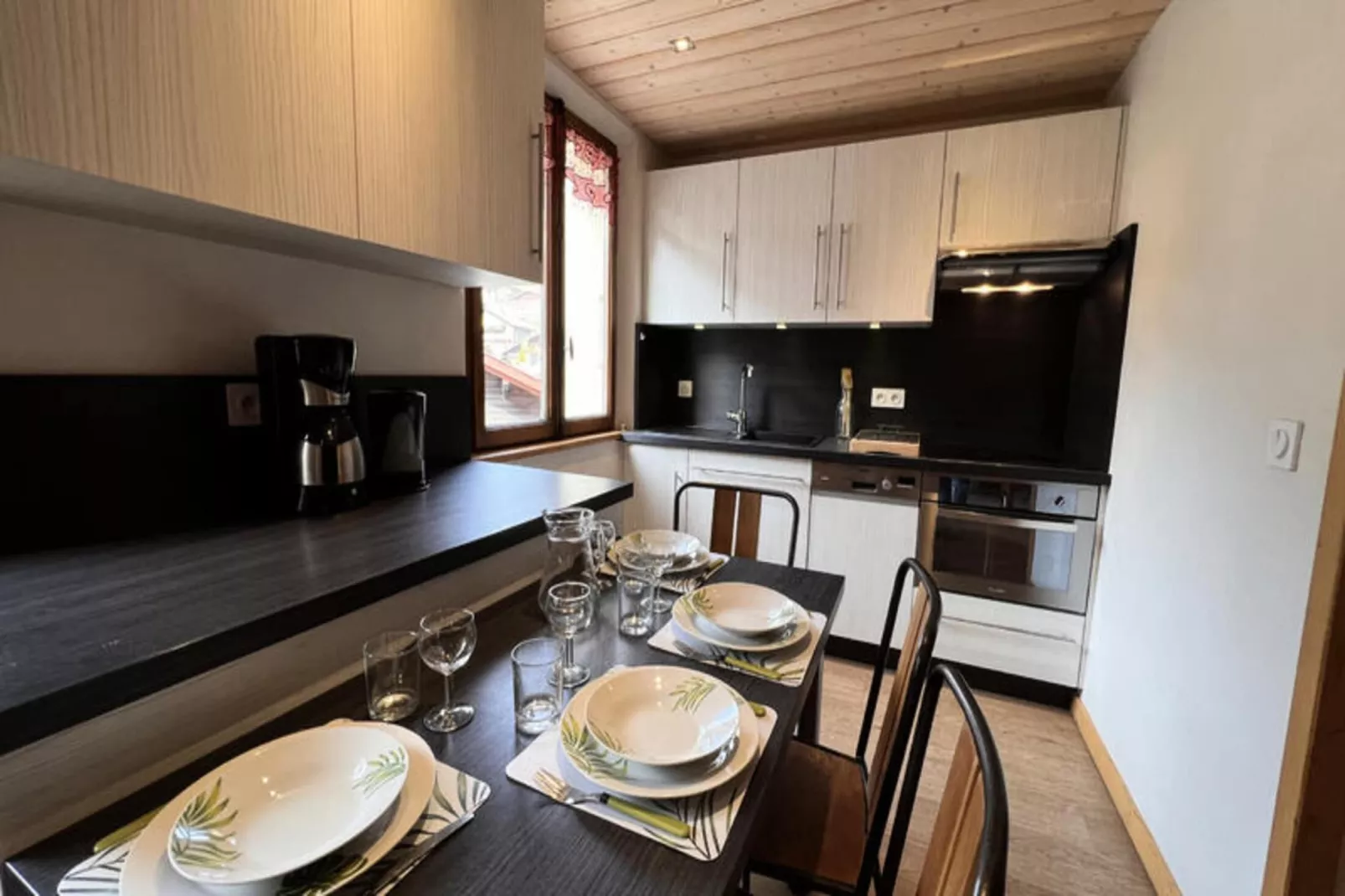 Appartements à La Clusaz-Eetkamer