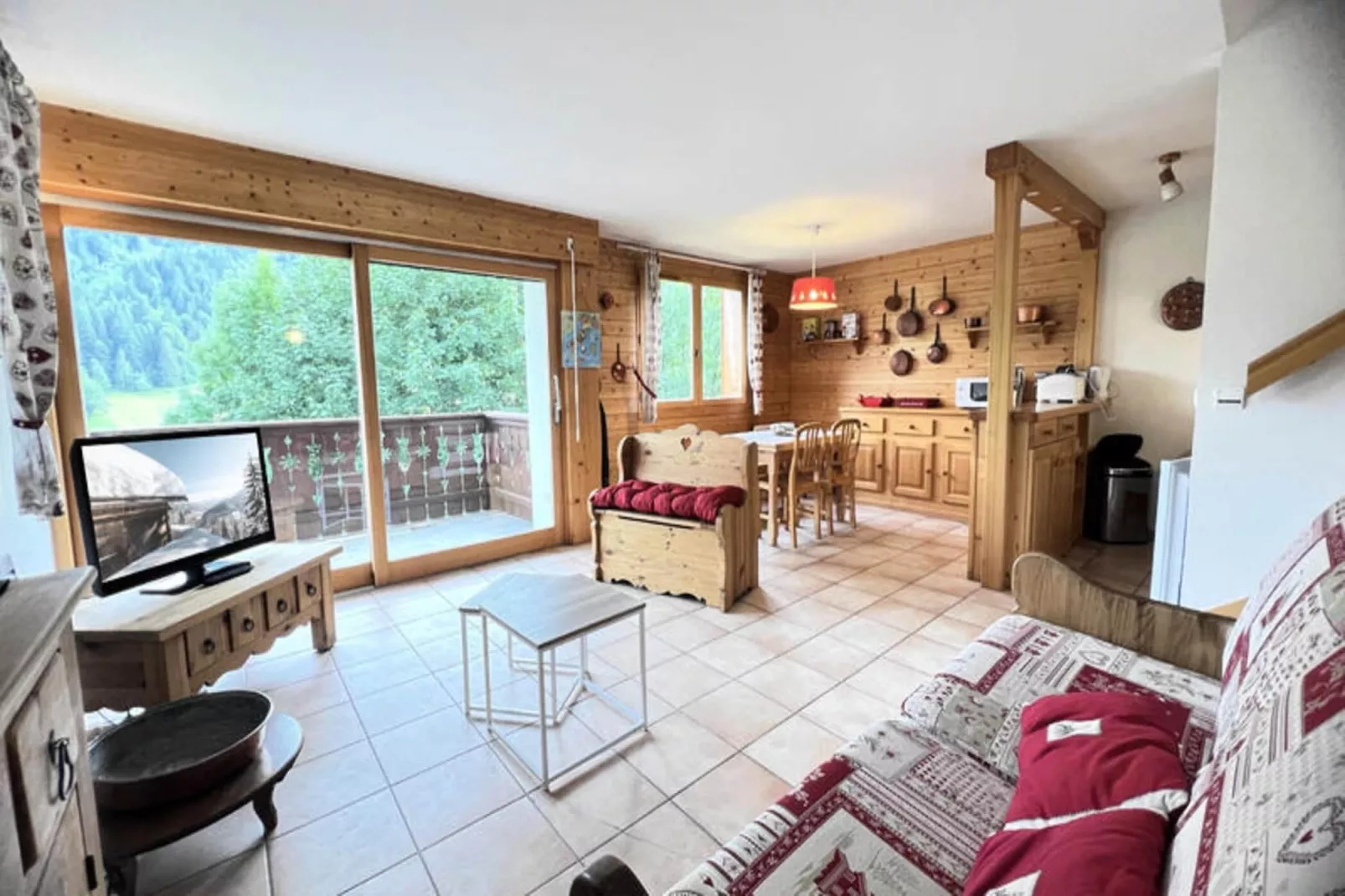 Appartements à La Clusaz-Woonkamer