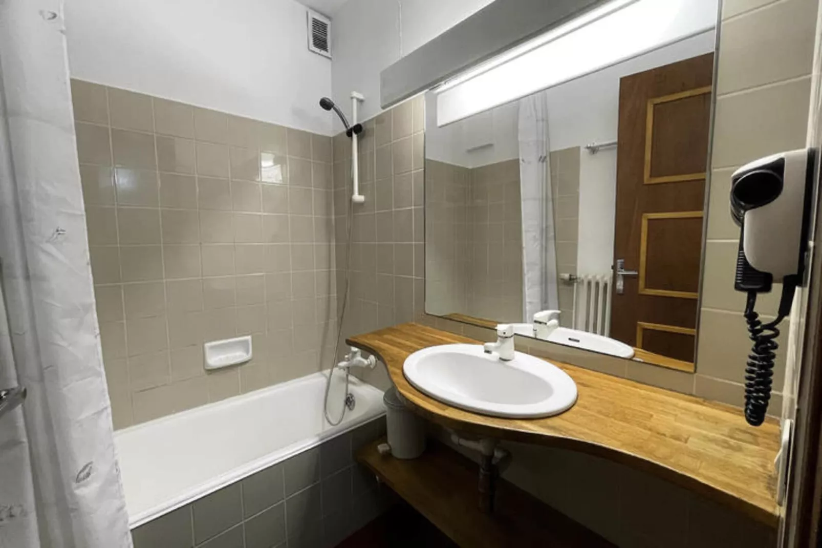 Appartements à La Clusaz-Badkamer