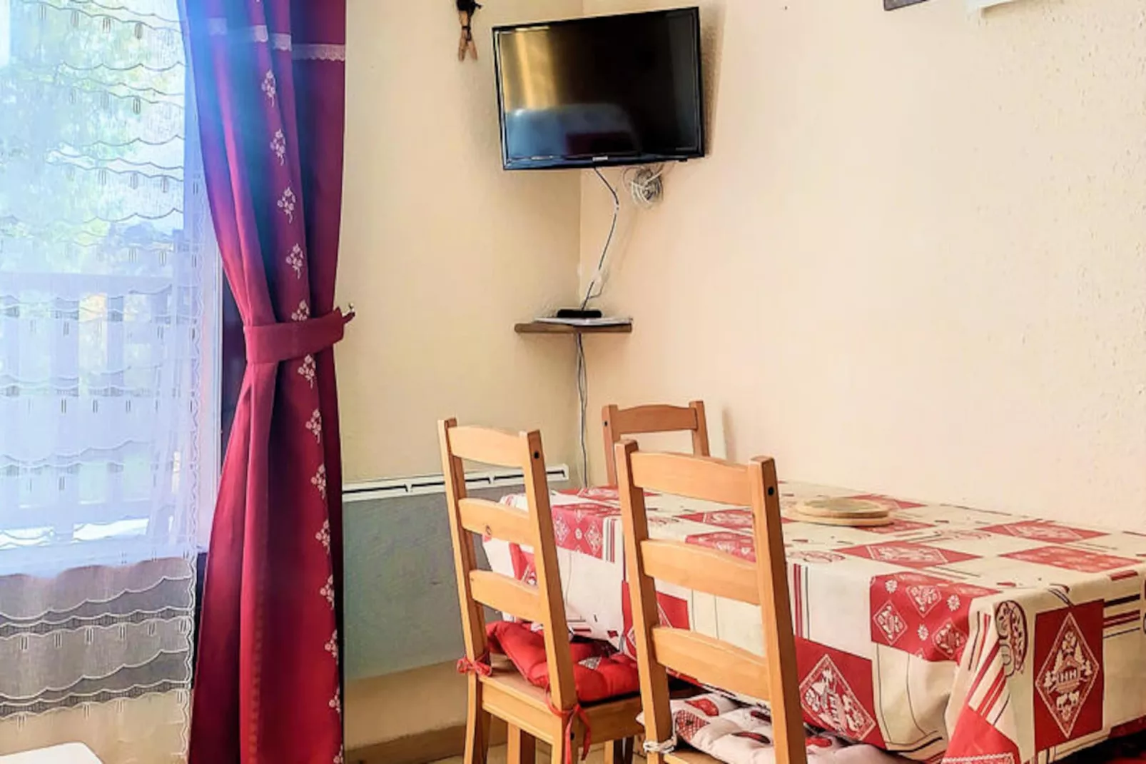 Studio à Les Carroz-d'Arâches-Image-tags.