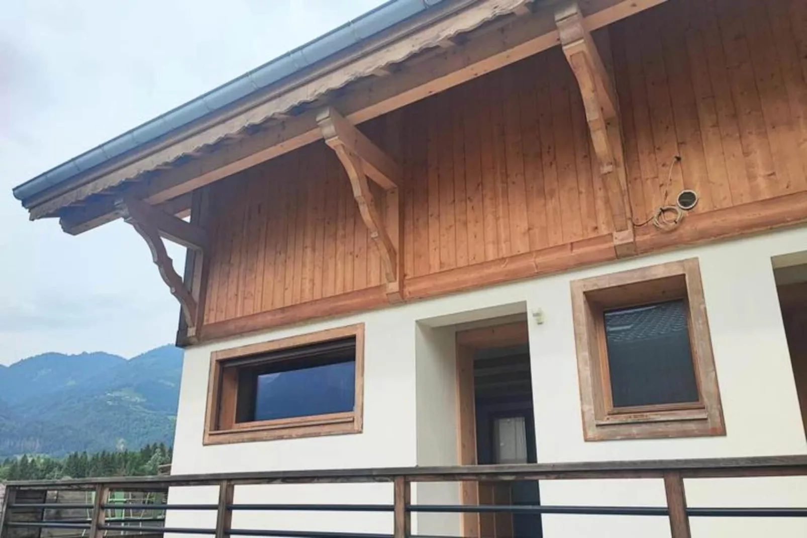 Chalet Le Gaillu - Buitenkant zomer