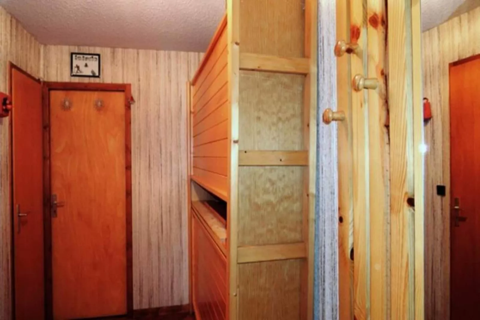 Résidence Le Mermy-Buitenkant zomer