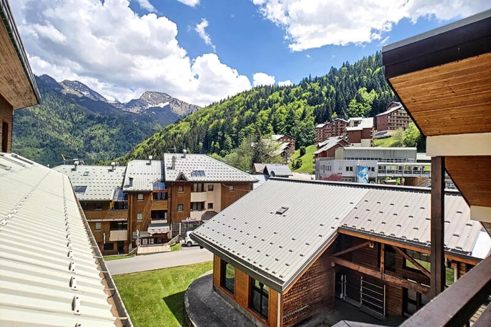 Appartements à Saint Jean d'Aulps-Uitzicht zomer