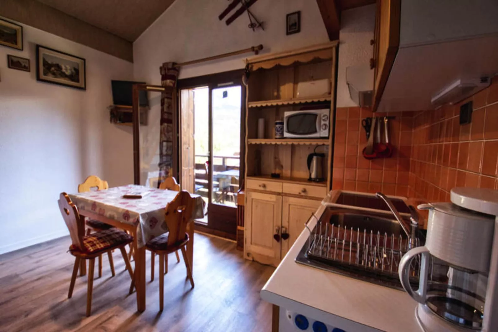 Chalet Du Praz Bat A1-Buitenkant zomer