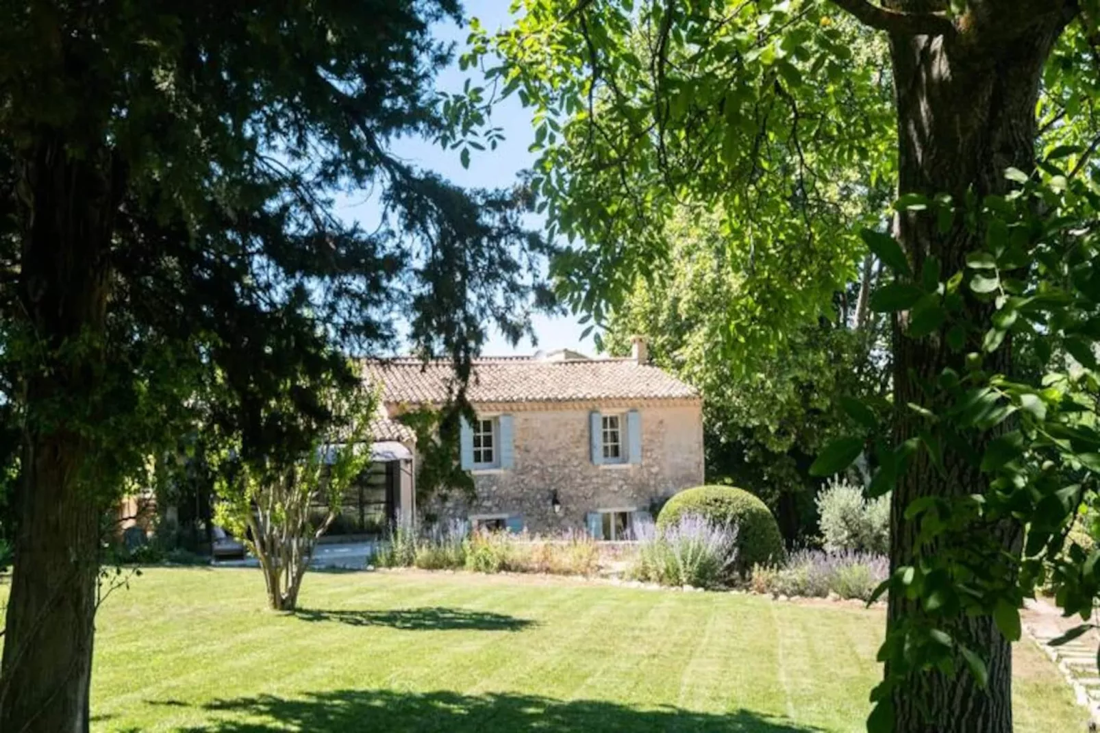 Villa Les Saffres, Somptueux Mas &agrave; Malaucene-Image-tags.