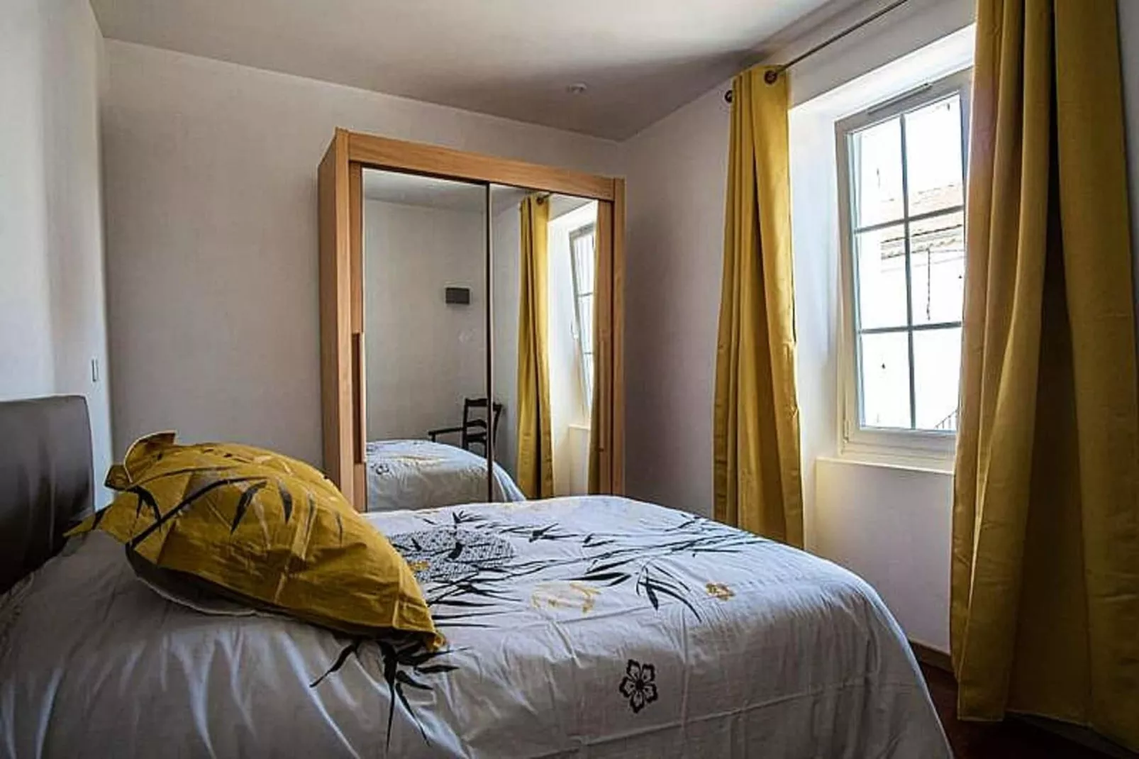 Maison Avec Jardin Proche Du Centre-ville Isle-sur-la-sorgue-Woonkamer