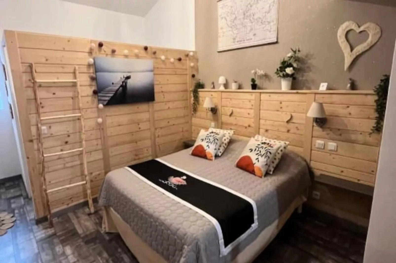 84a - "mas D'elise", Magnifique Villa Avec Piscine Au C&oelig;ur Du Luberon-Image-tags.