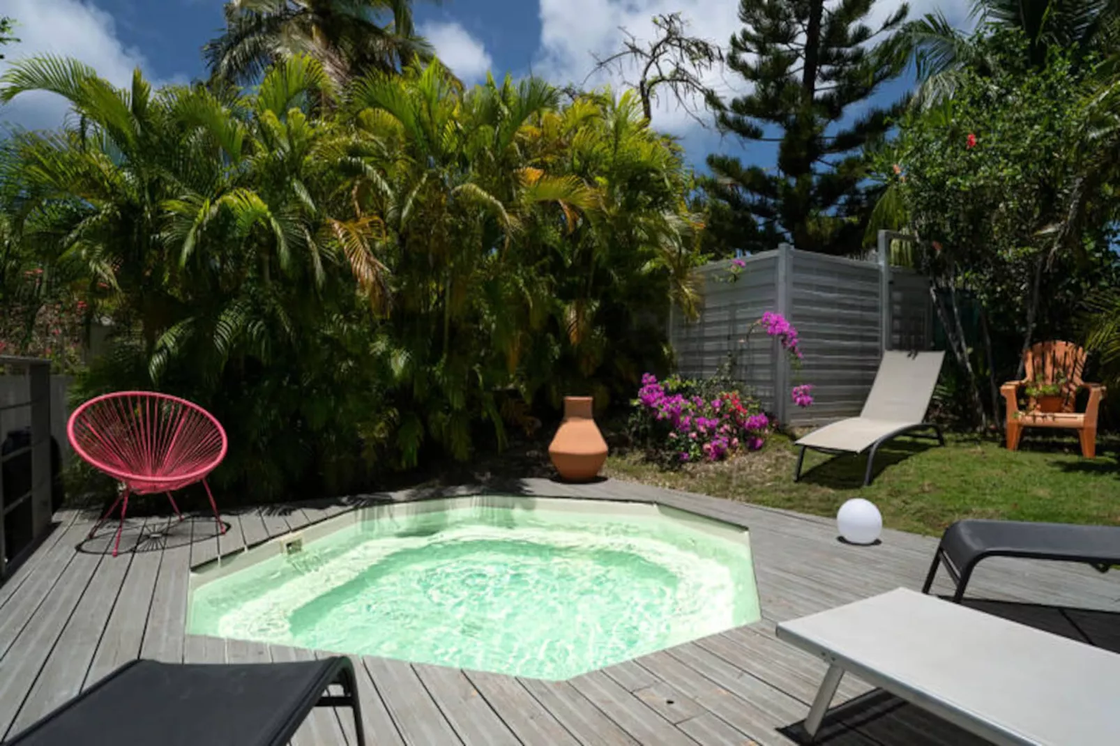 Villa Frangipanier-Image-tags.