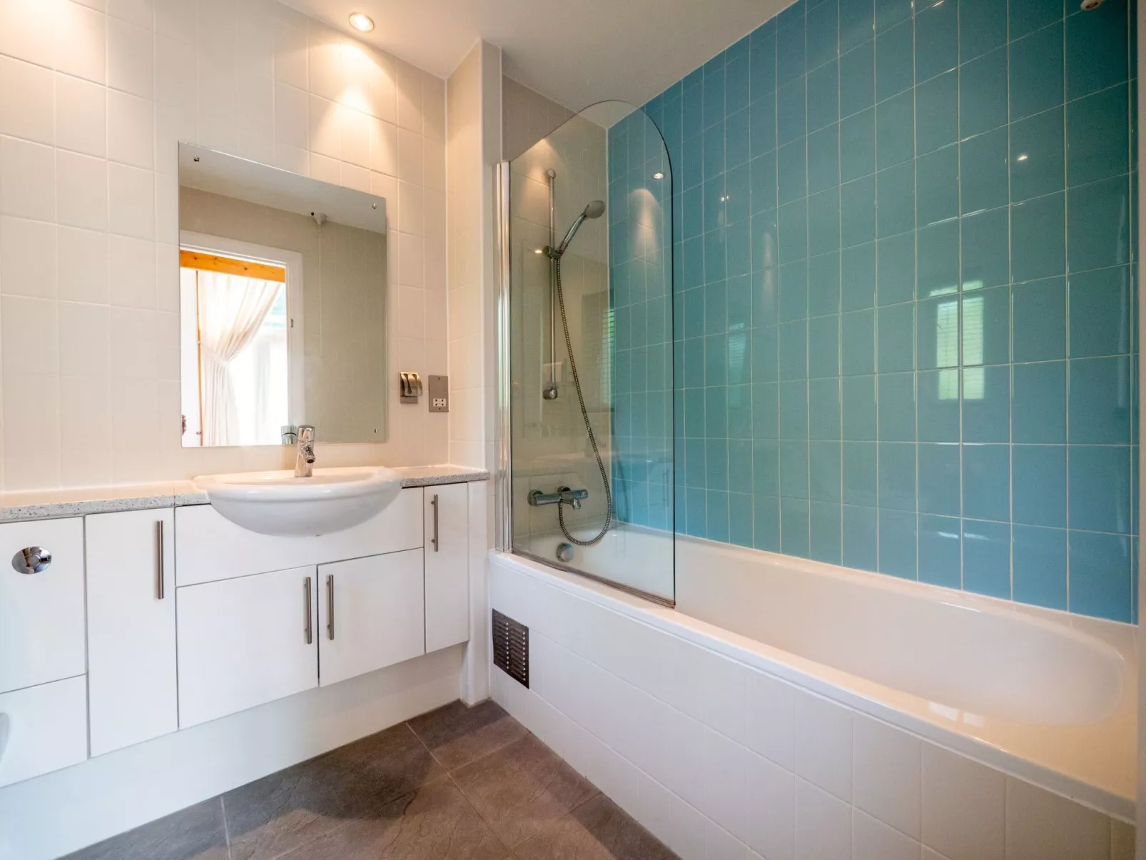 Villa Gallery-Binnen