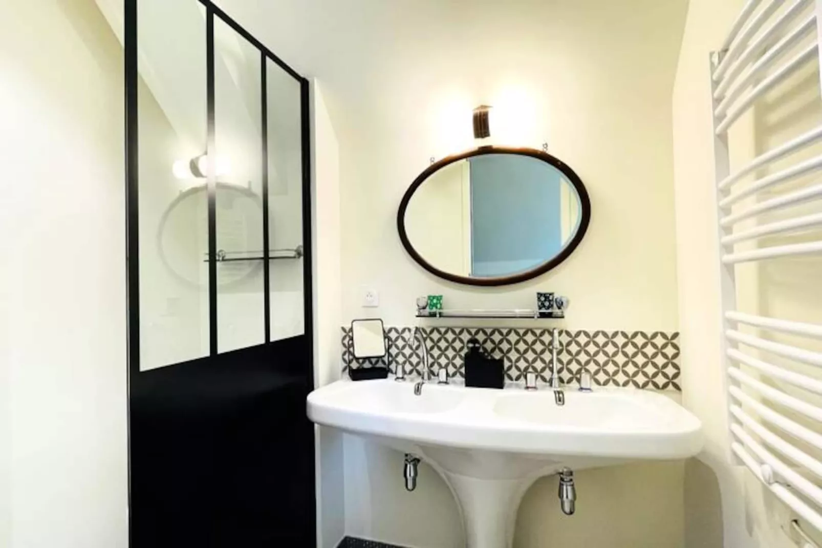 🍎 La Tourterelle - Domaine D'apreval - Campagne-Image-tags.