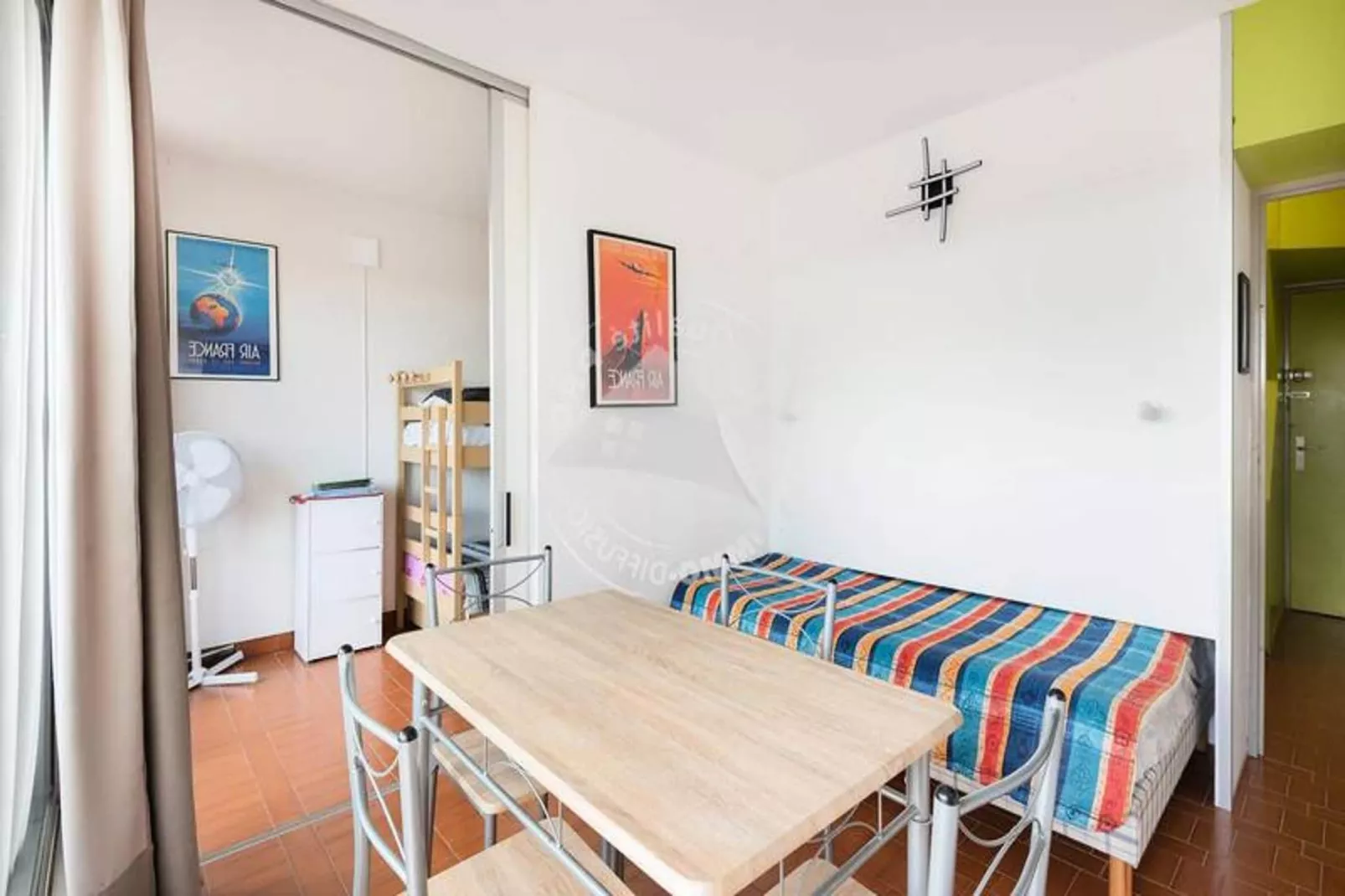 Résidence "le Quai Aux Fleurs"-Eetkamer