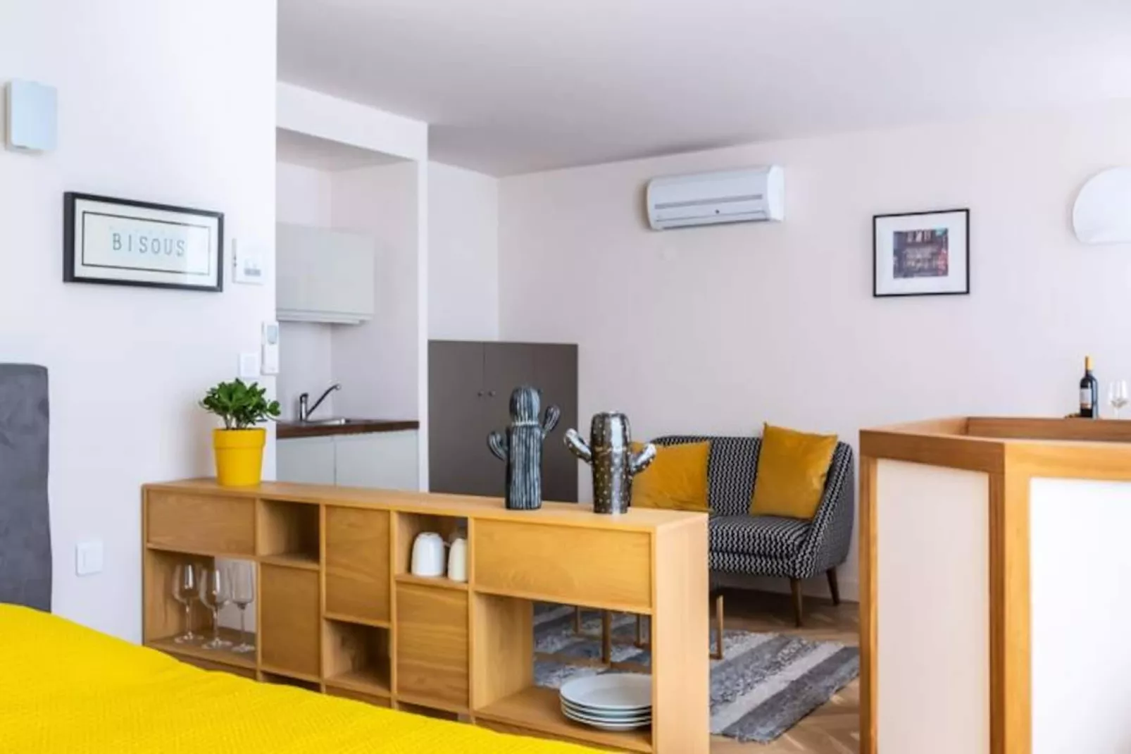 Magnifique Studio Bordelais &agrave La Belle Pierre En Plein Coeur De La Ville-Image-tags.