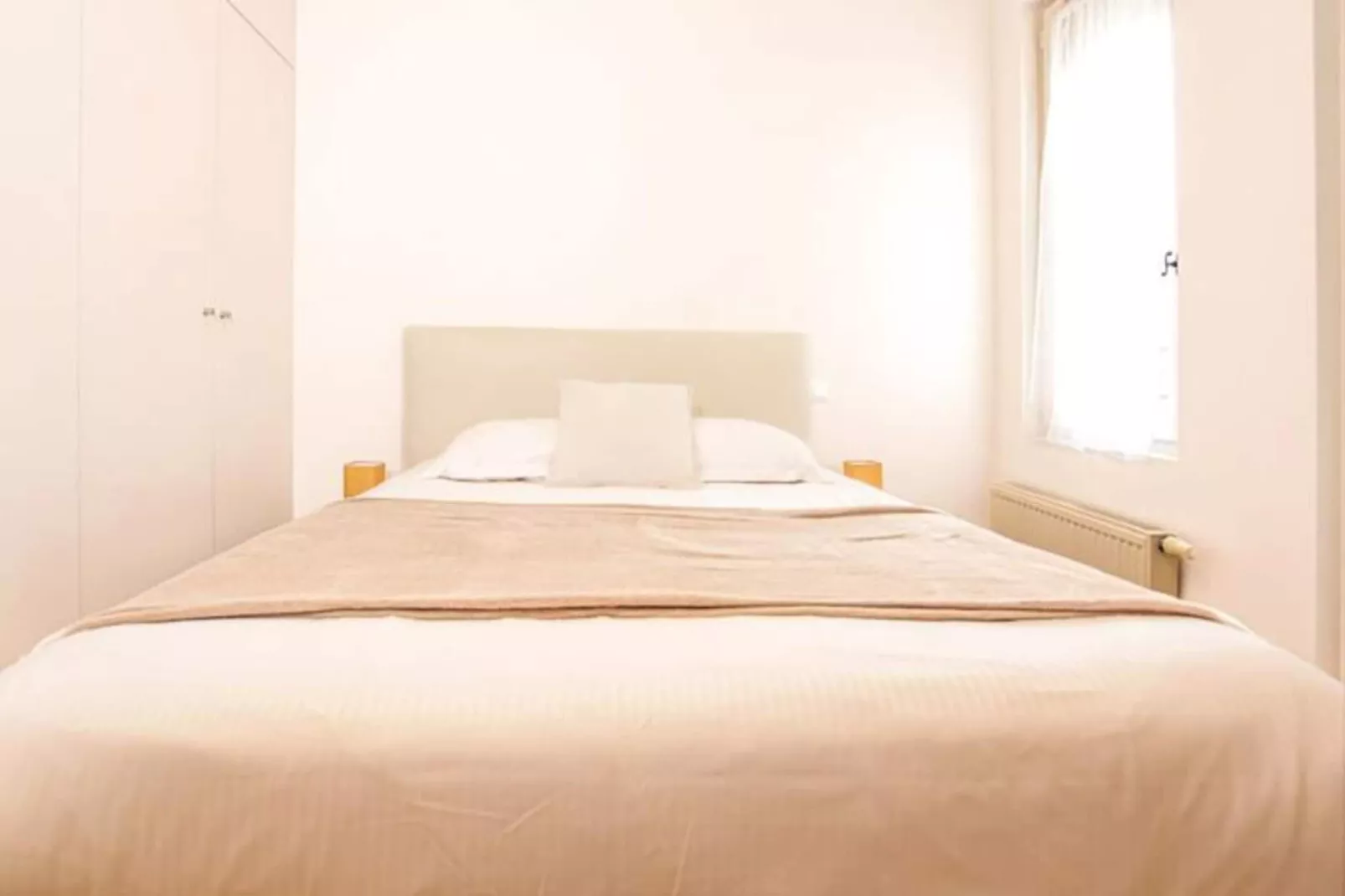 Superbe T2 Aux Prestations De Qualit&eacute; Au Jardin Public Pour 4 Personnes-Slaapkamer