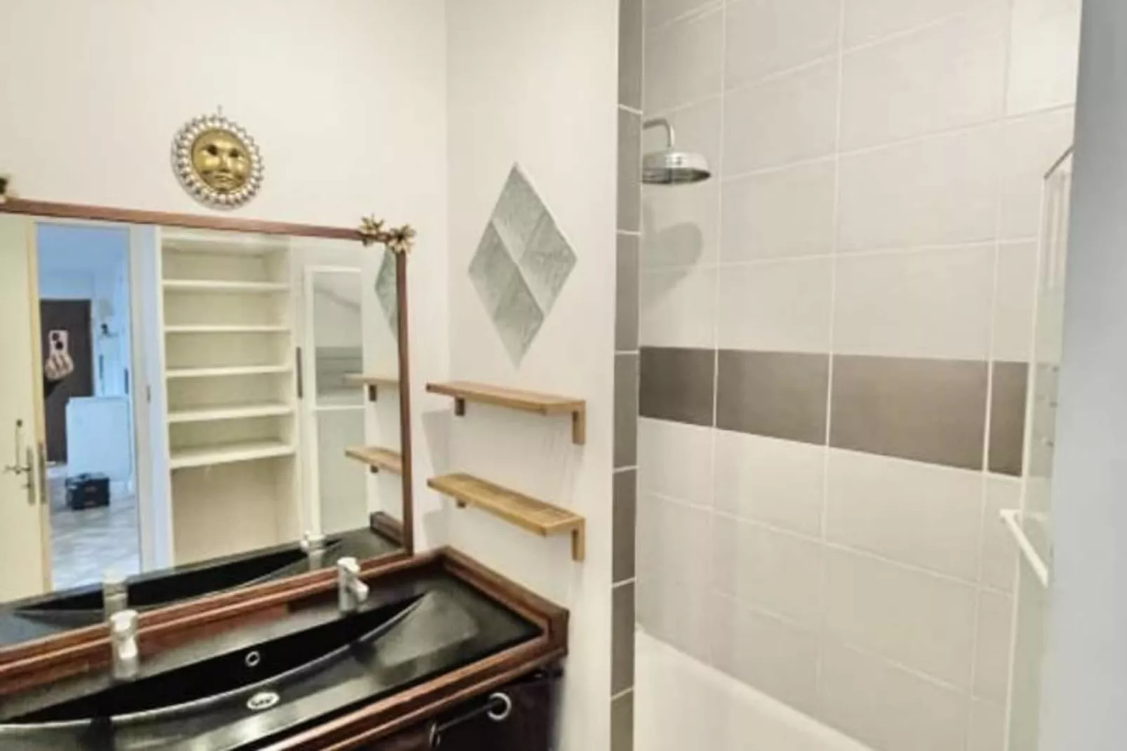 |chez Faffa 𓅂 | Spacieux T5 | Gare Sncf |-Badkamer