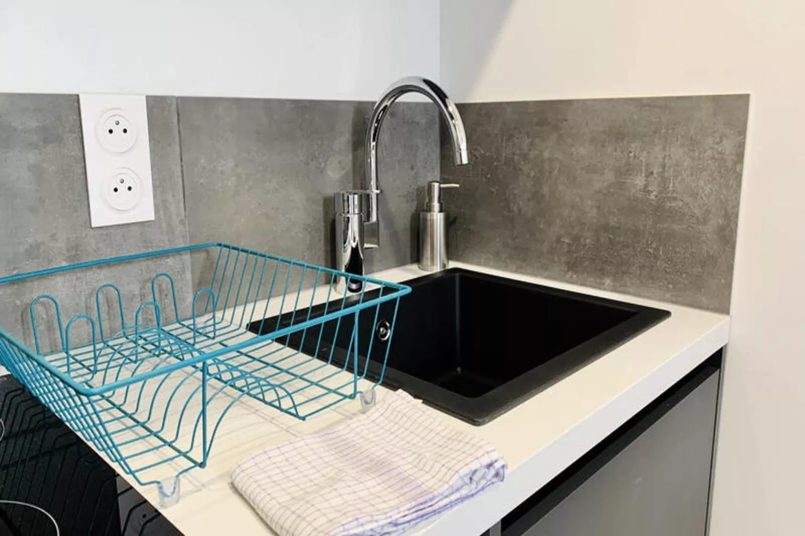 Le Nid Douillet - Studio 🌙-Keuken