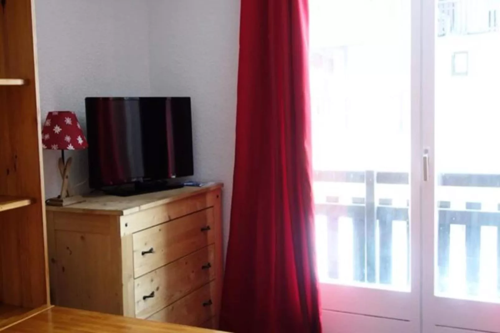 Résidence Skisud-Buitenkant zomer