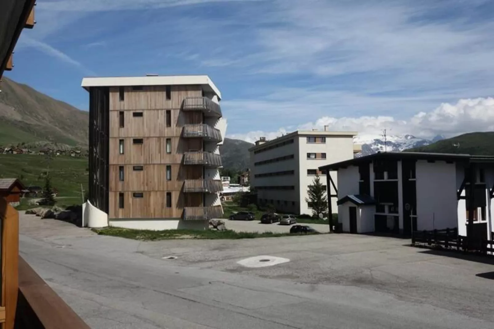 Résidence Samovar-Buitenkant zomer