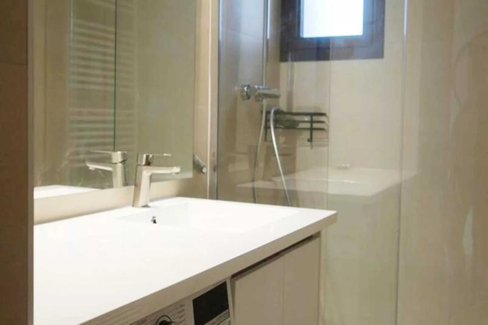 Résidence Sures A-Badkamer