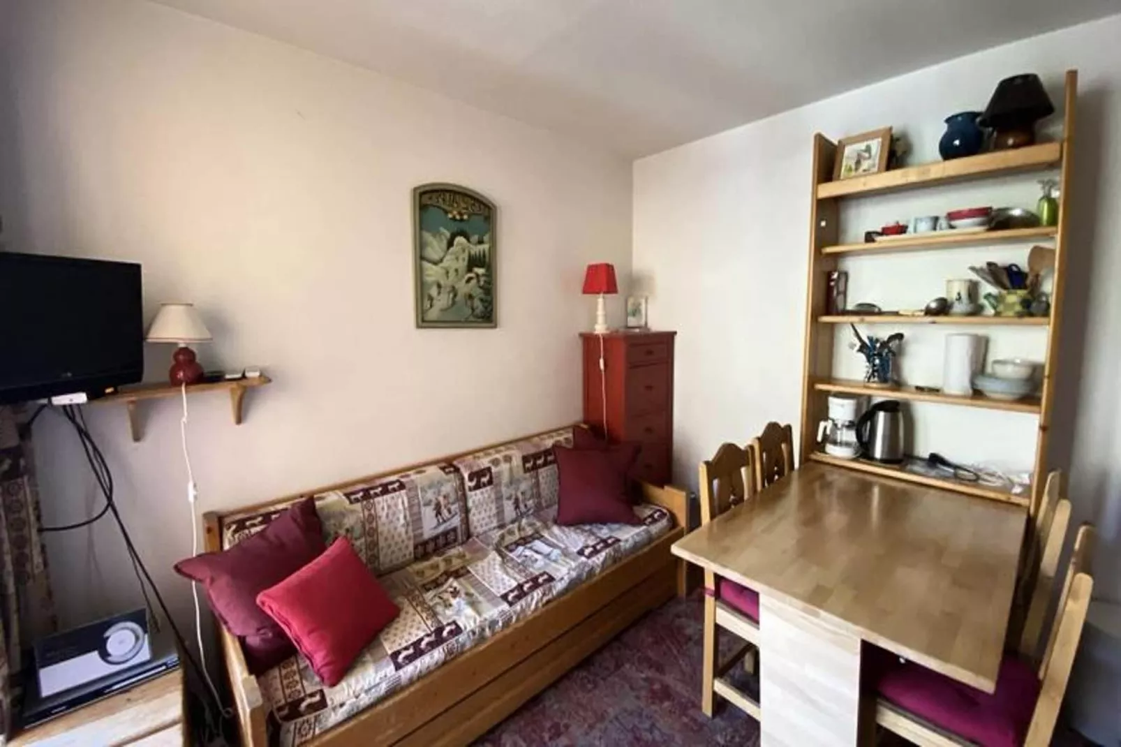 Résidence Pluton-Eetkamer