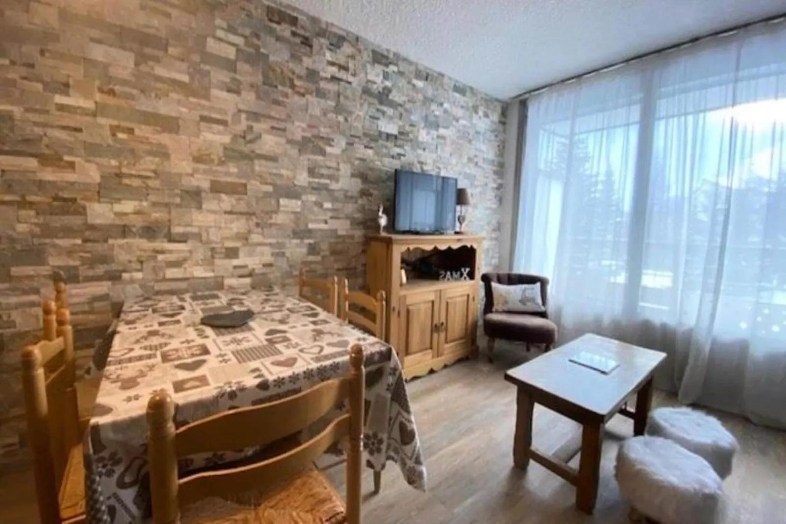 Résidence Cote Brune 3-Eetkamer