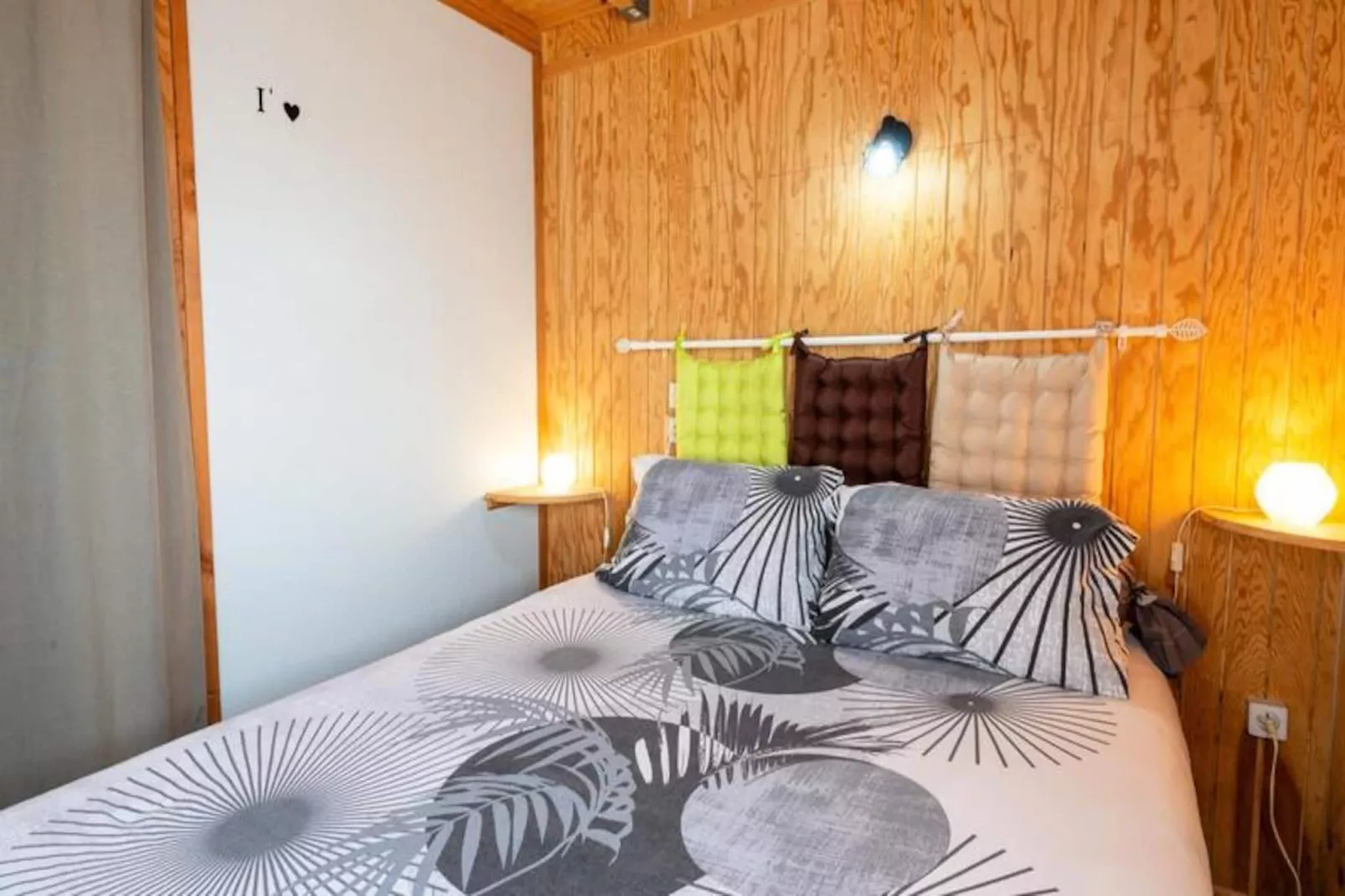 Gîte de France Chalet des 2 m 2/4 personnes 2 épis-Image-tags.