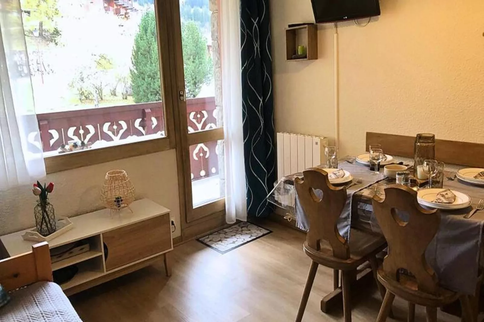 Résidence Camarine-Eetkamer