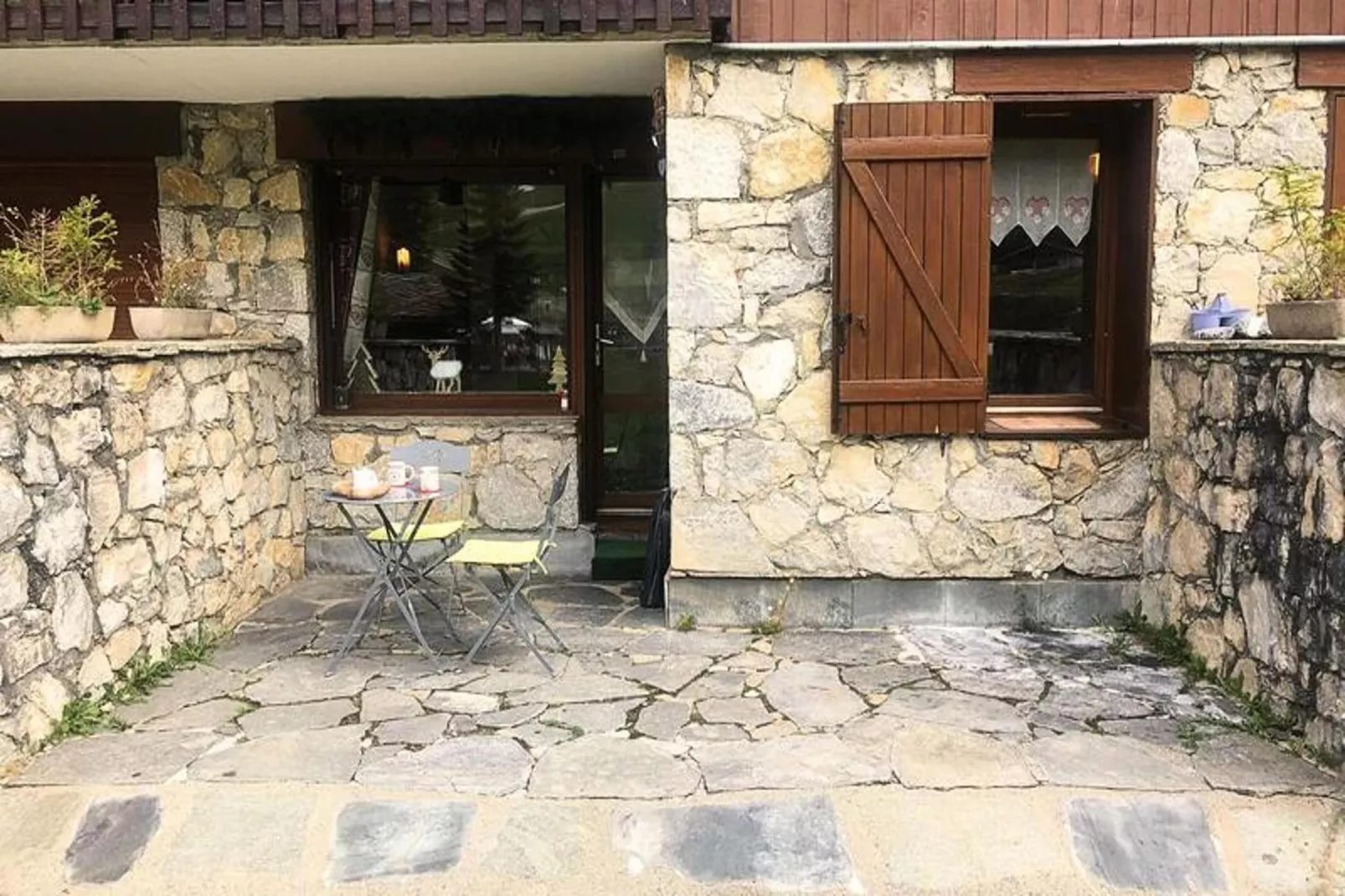 Résidence Prariond-Buitenkant zomer