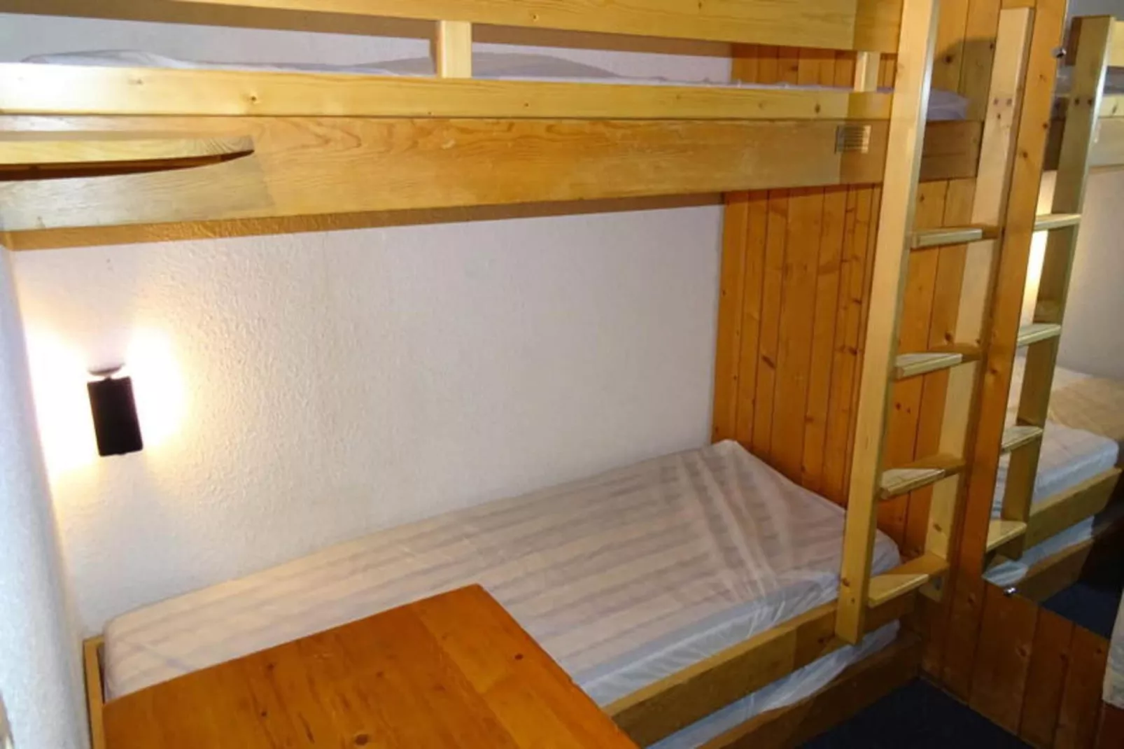 Résidence Belles Challes - Buitenkant zomer