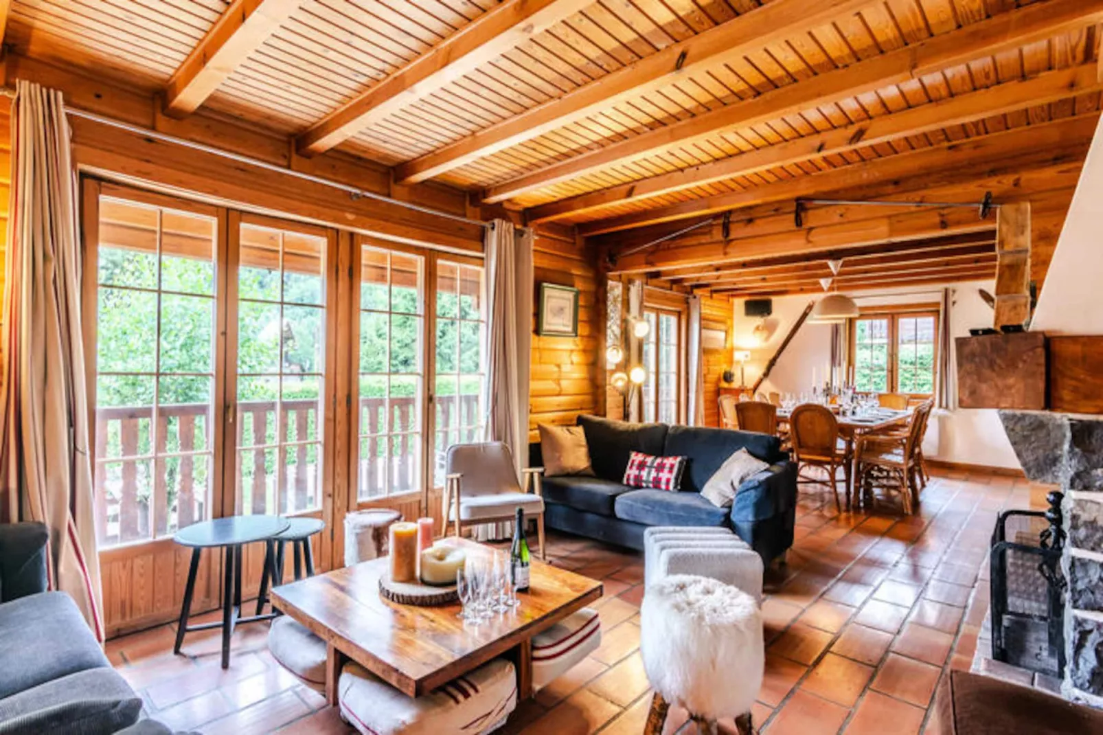 Chalet Copains-Image-tags.