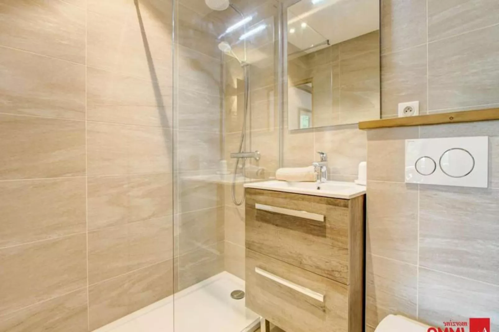 Résidence Jeanette-Buitenkant zomer