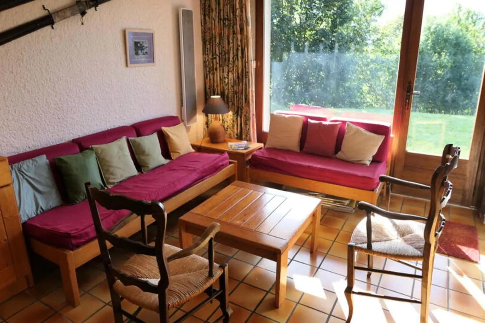 Résidence Les Planes-Buitenkant zomer