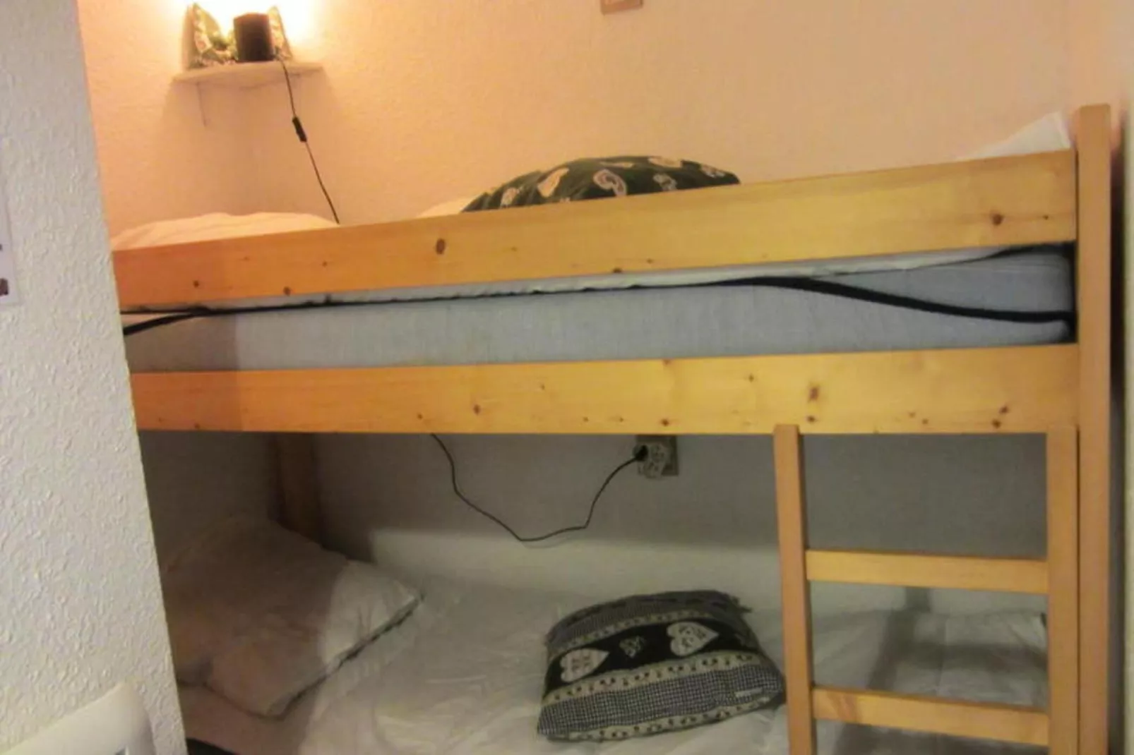 Résidence Combettes-Buitenkant zomer