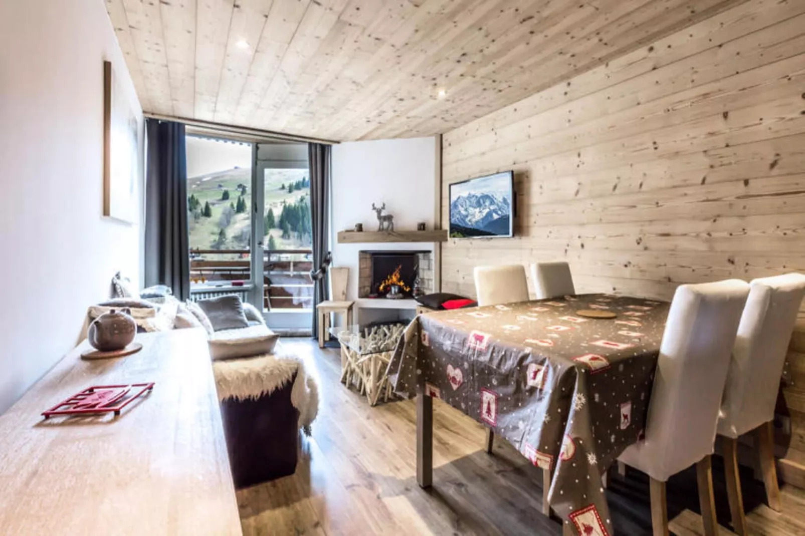 Résidence Aravis 1500-Eetkamer