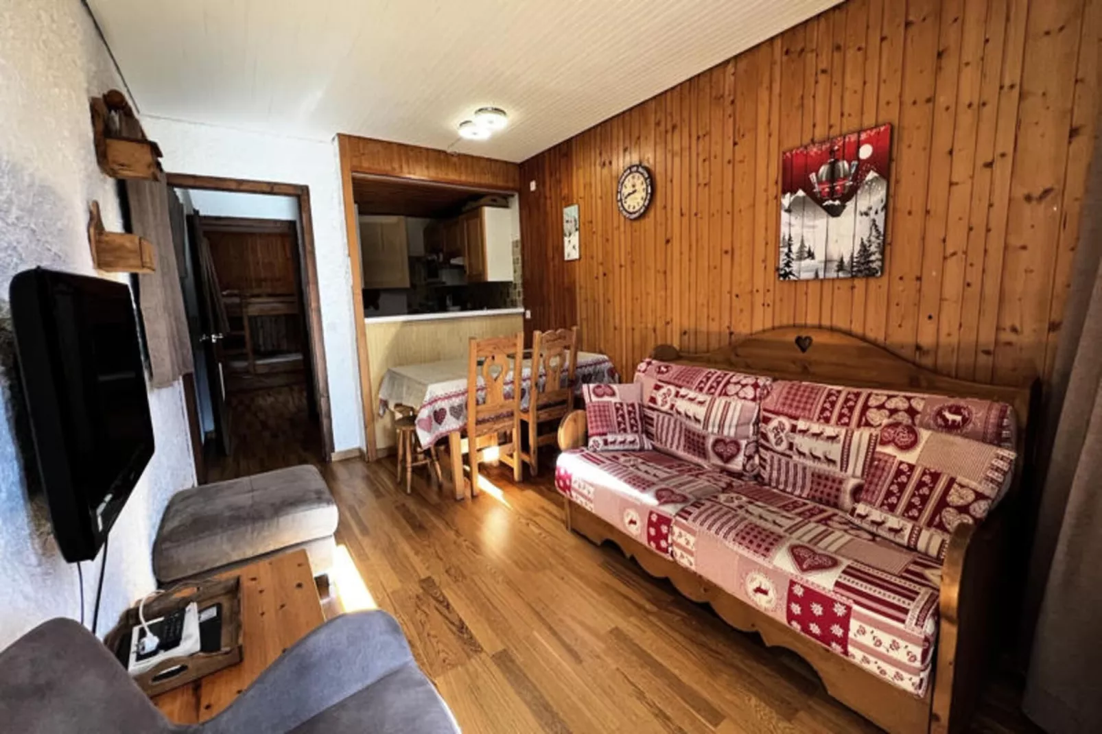 Appartements à La Clusaz - Buitenkant zomer