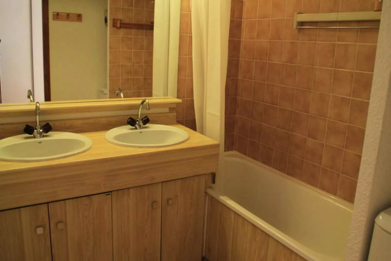 Chalets De Barbessine-Badkamer