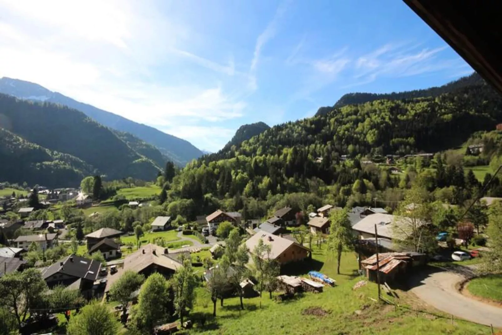 Appartements à Saint Jean d'Aulps-Uitzicht zomer