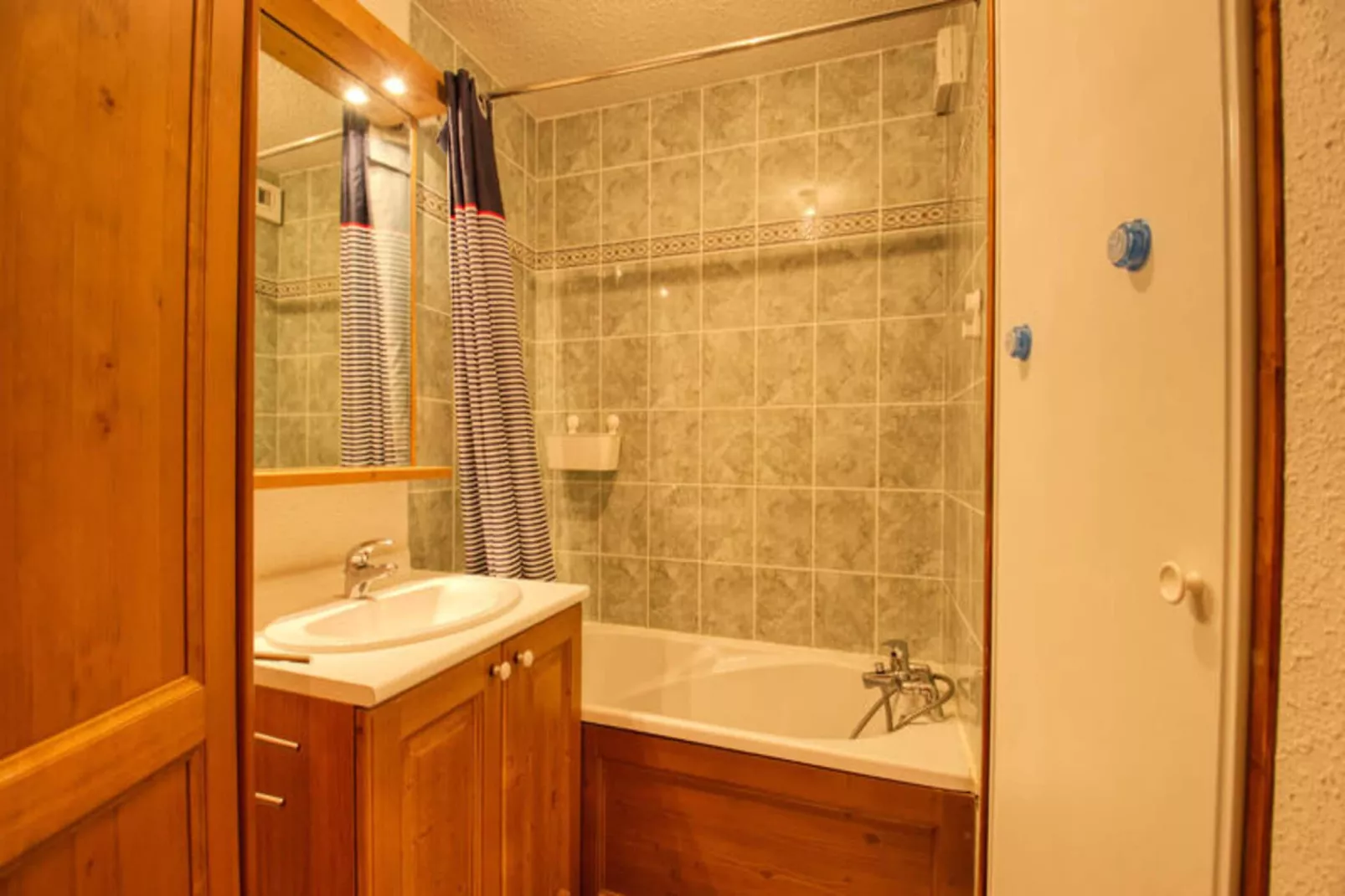 Résidence Hauts Des Esserts-Keuken