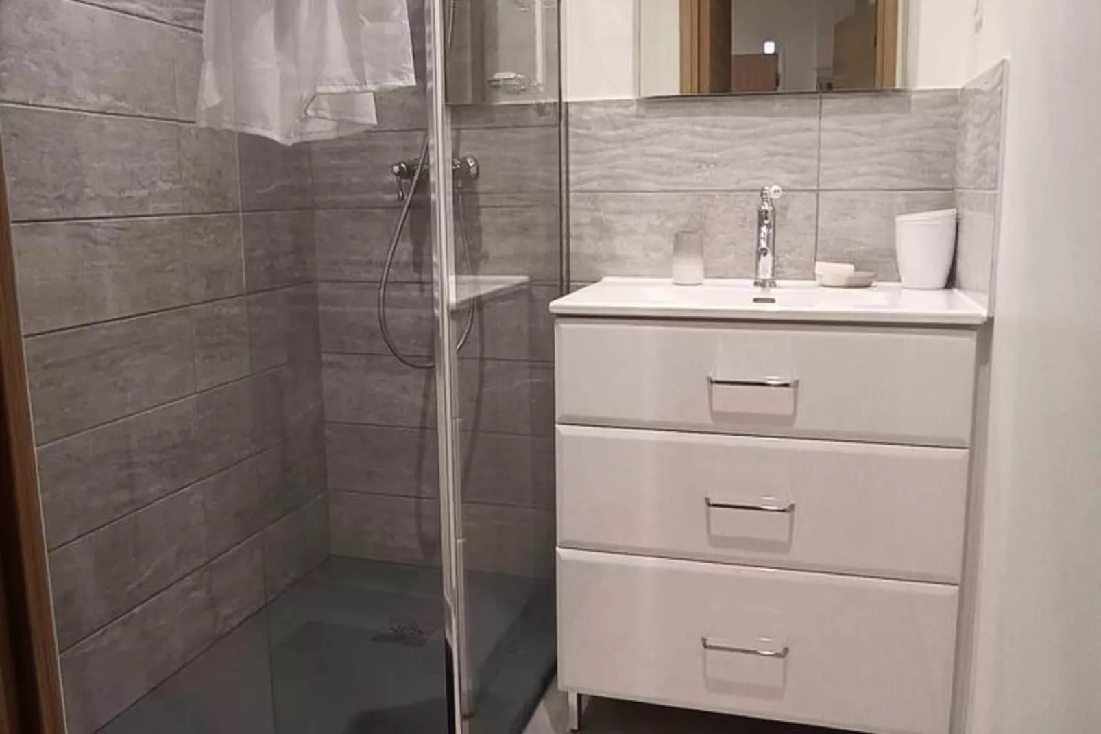 Résidence Grand Sud-Badkamer