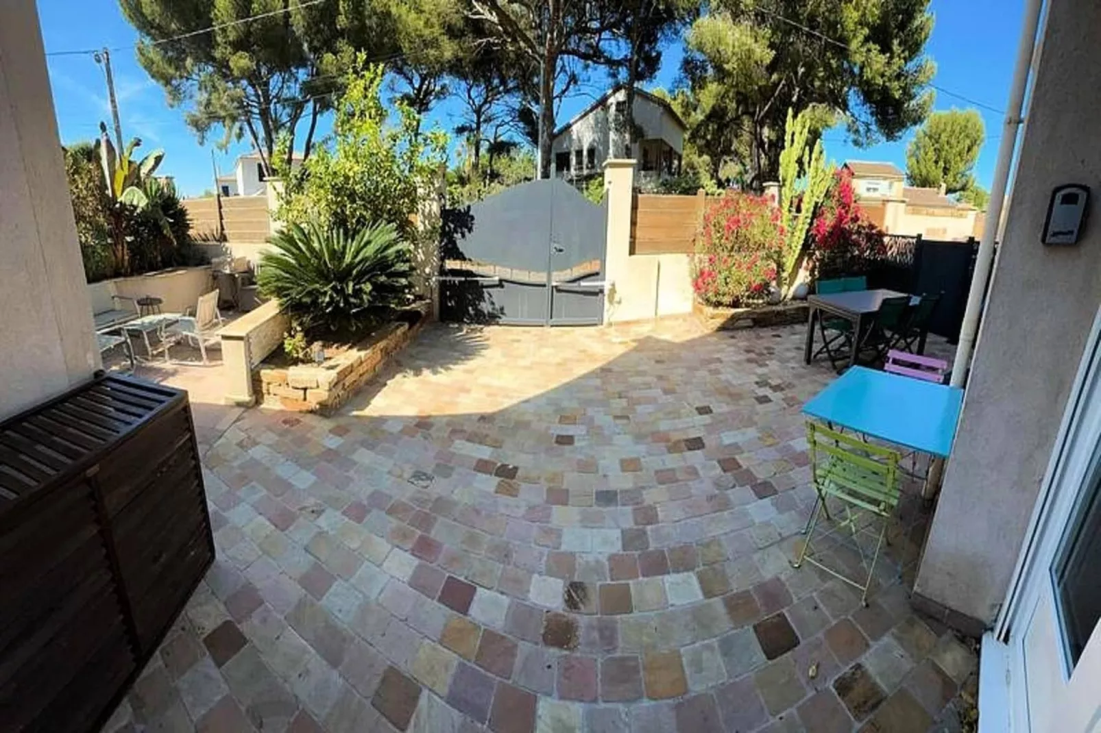 Résidence Rayolet-Hal-ontvangst