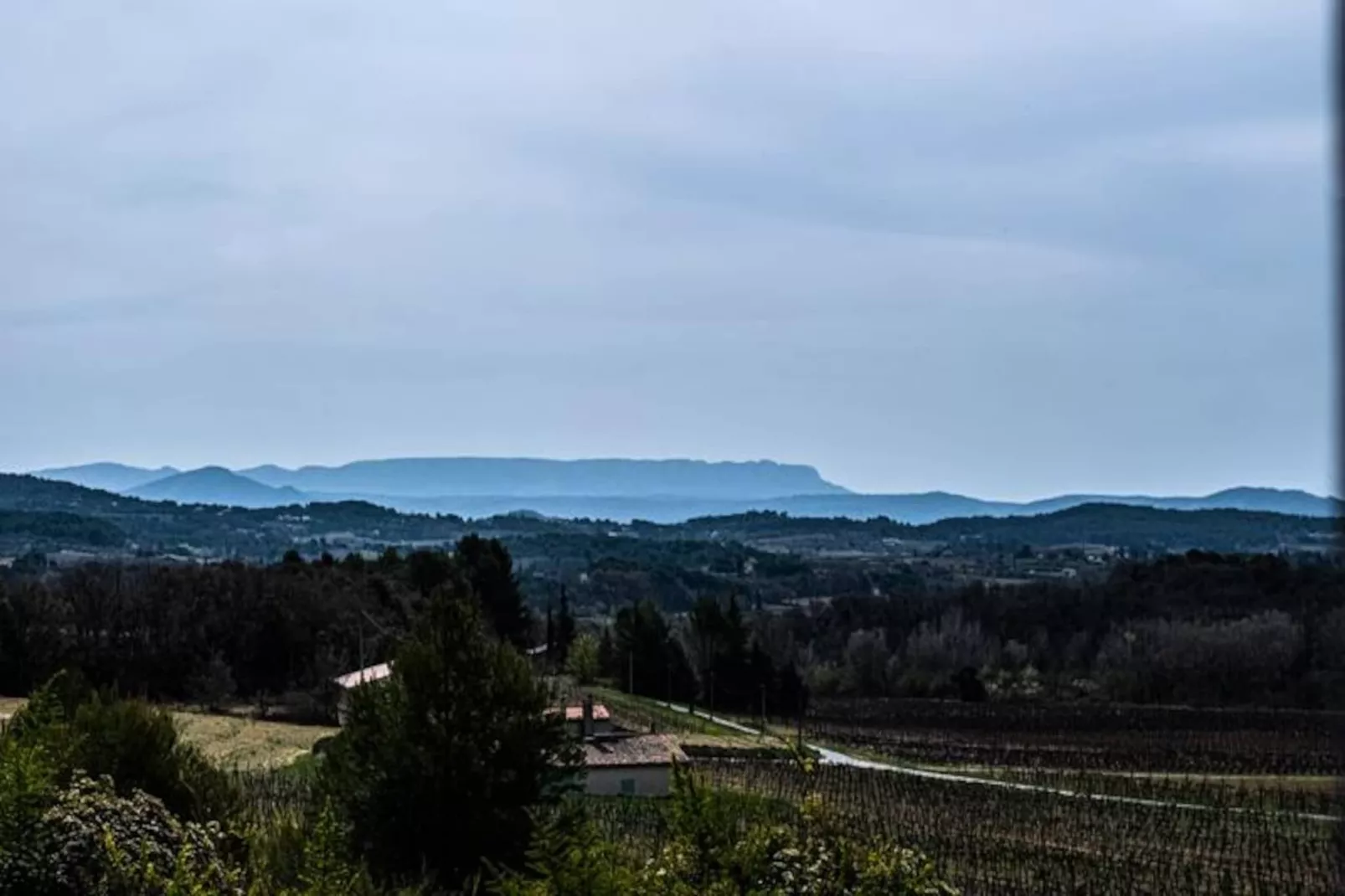 Maison En Campagne Avec Vues Panoramiques-Image-tags.