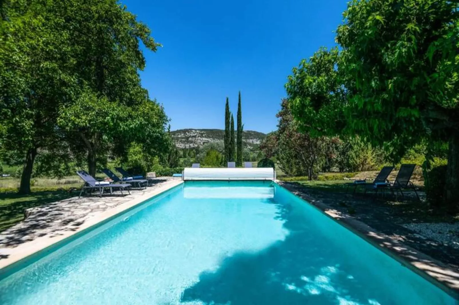 Villa Les Saffres, Somptueux Mas &agrave; Malaucene-Image-tags.