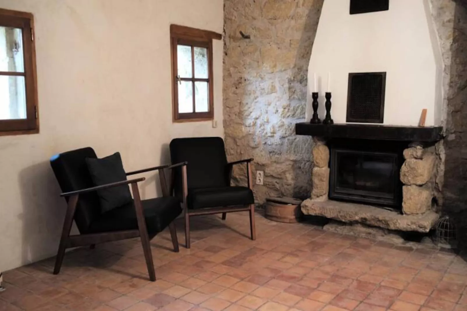 Vivez L'authenticit&eacute; &agrave; La Maison "au Pied Des Vignes"-Image-tags.