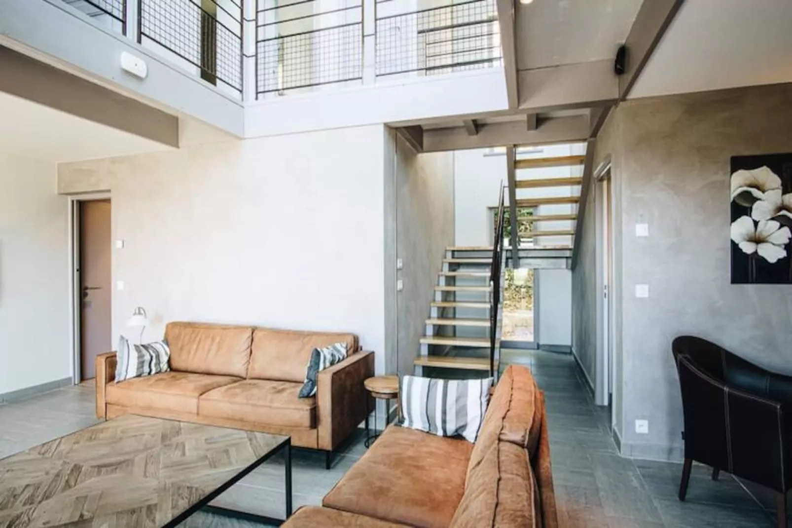 Magnifique Propri&eacute;t&eacute; Avec Vues Panoramiques Et Piscine Priv&eacute;e-Image-tags.