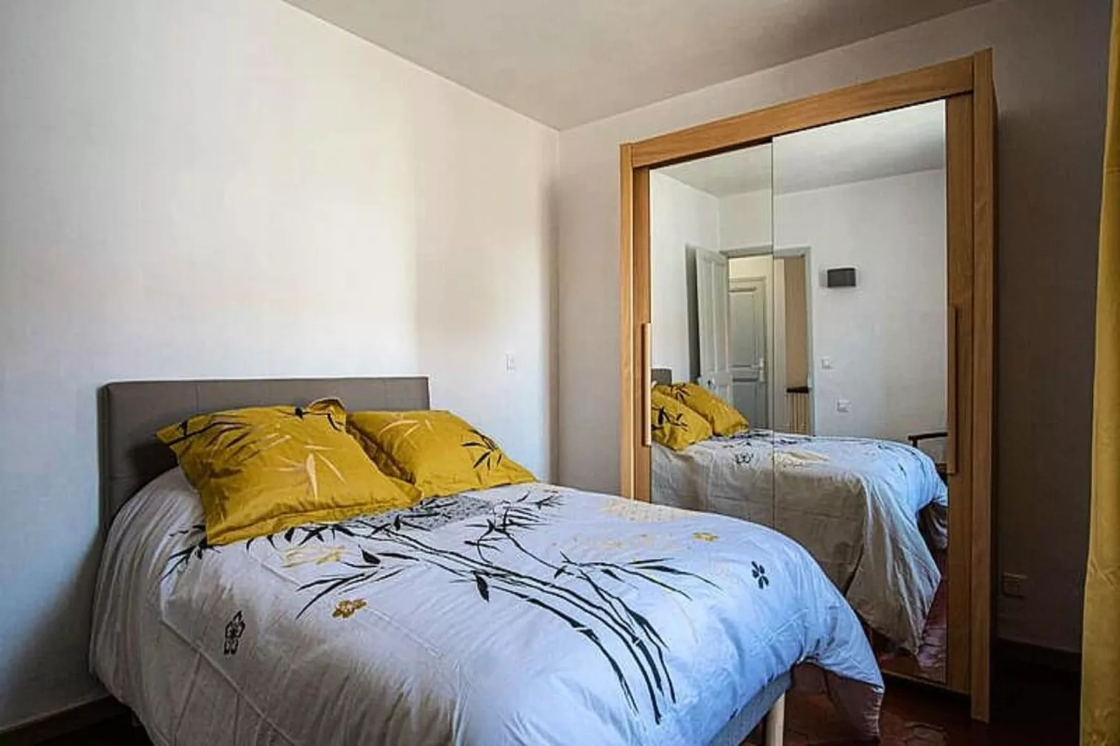 Maison Avec Jardin Proche Du Centre-ville Isle-sur-la-sorgue-Woonkamer