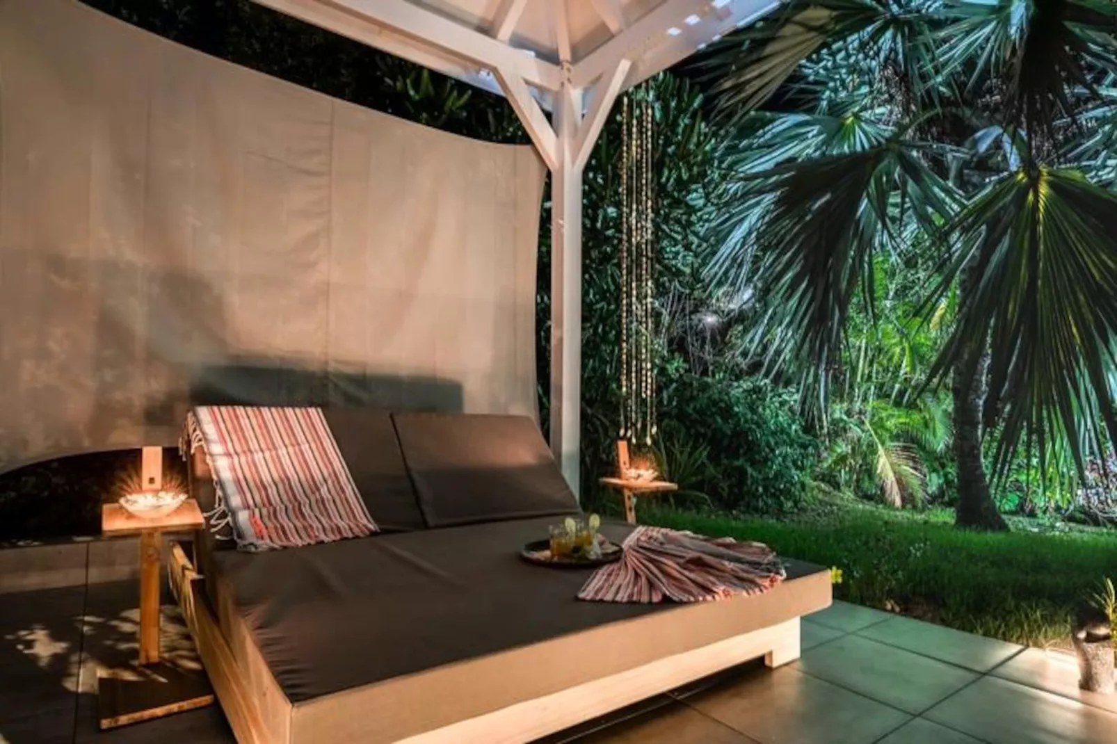 Villa Gwada-Image-tags.