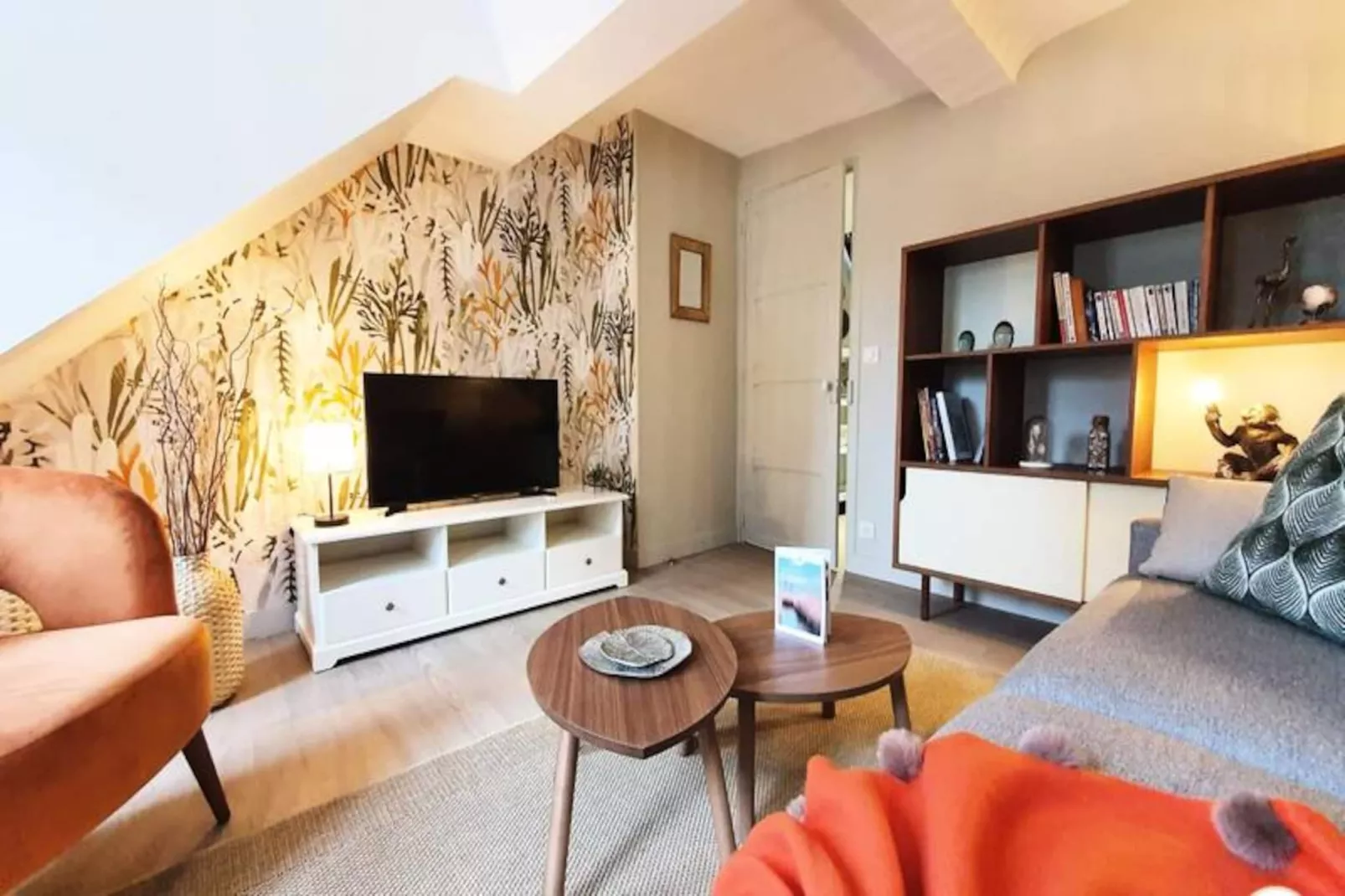 La Plume De Malherbe - Parking - Coup De C&oelig;ur-Image-tags.