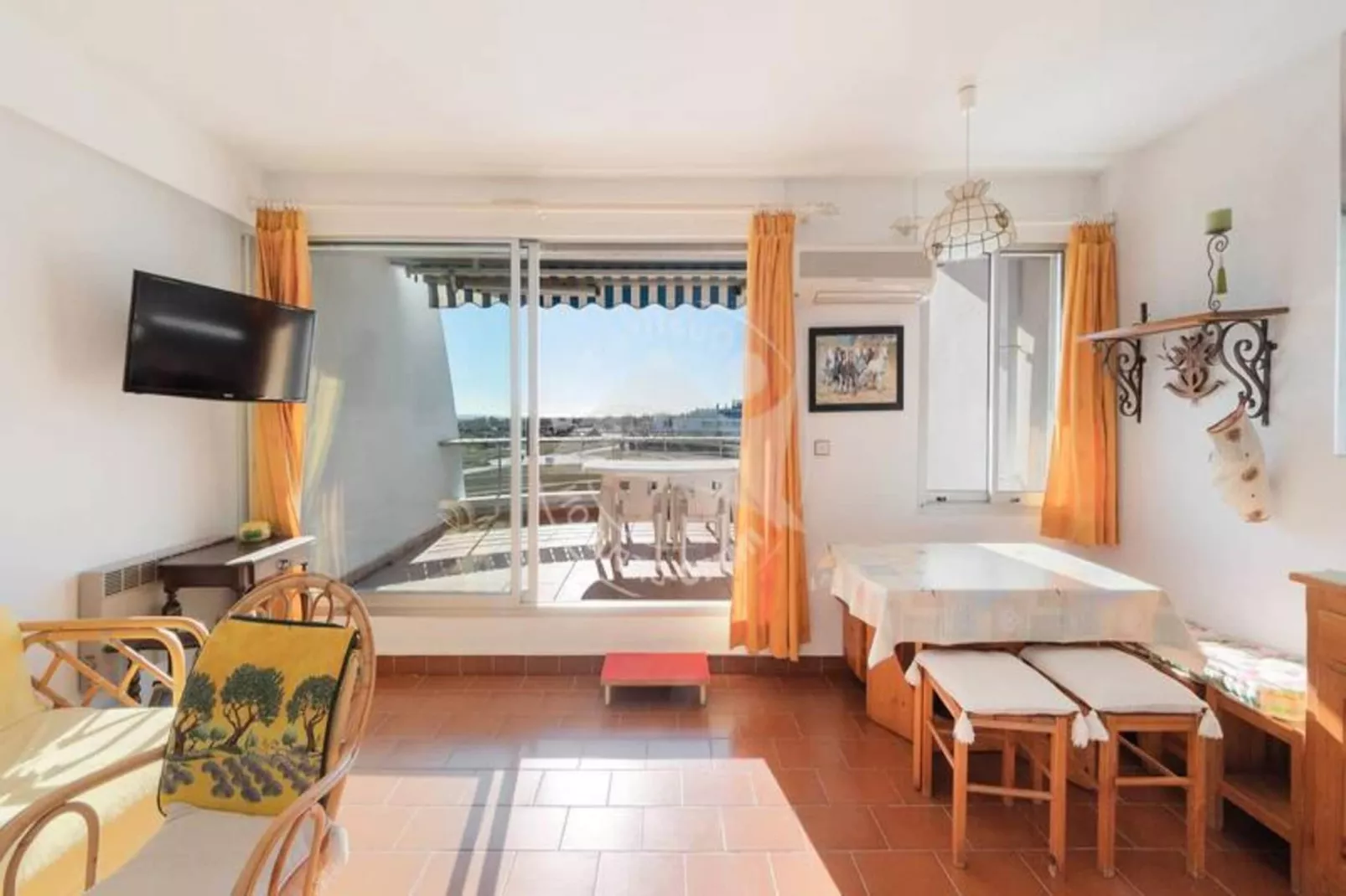 Résidence "le Grand Large"-Woonkamer