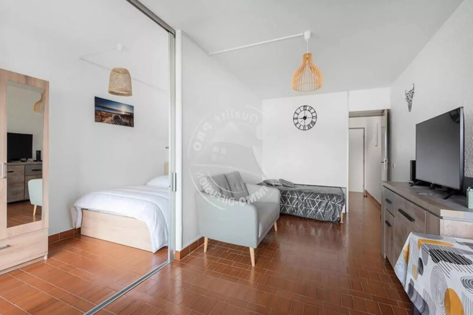 Résidence "le Quai Aux Fleurs"-Woonkamer