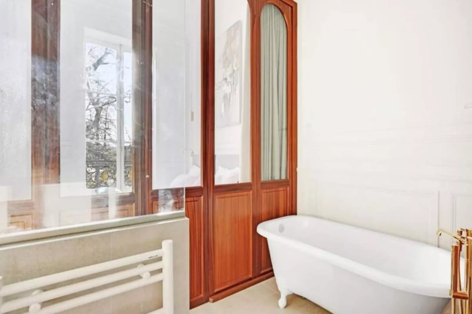 Maison Labruy&egrave;re - Royal Garden Suite-Buitenkant zomer